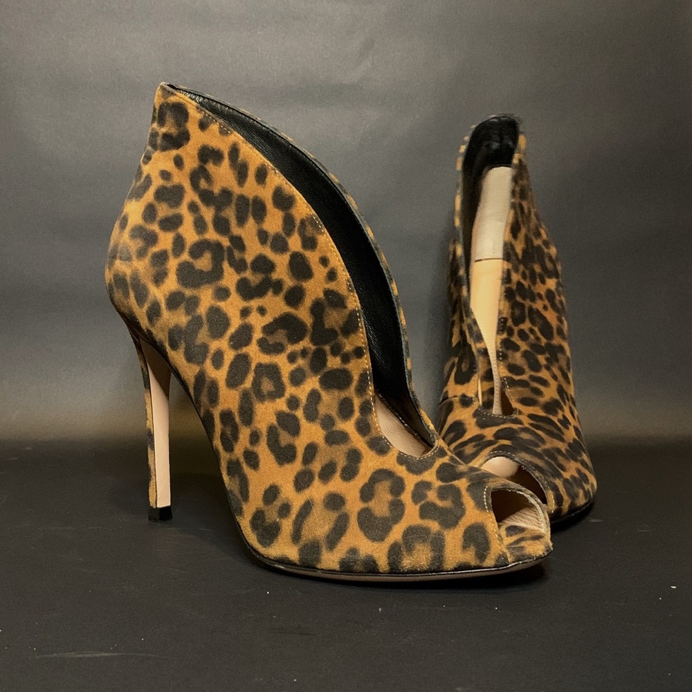 Gianvito Rossi designer Animal Print Vamp heel